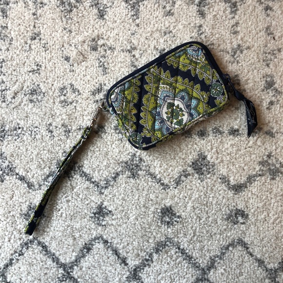 Vera Bradley Mini Wristlet - Picture 1 of 3